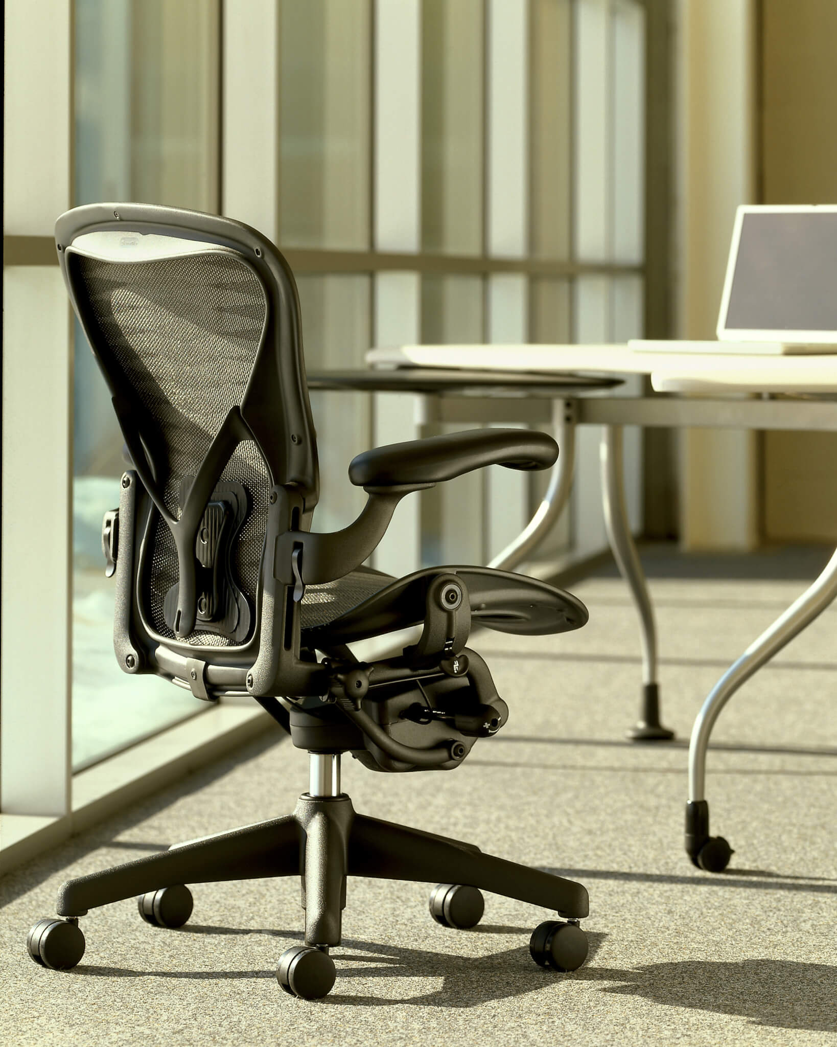 Picking the Right Aeron Chair for Your Needs